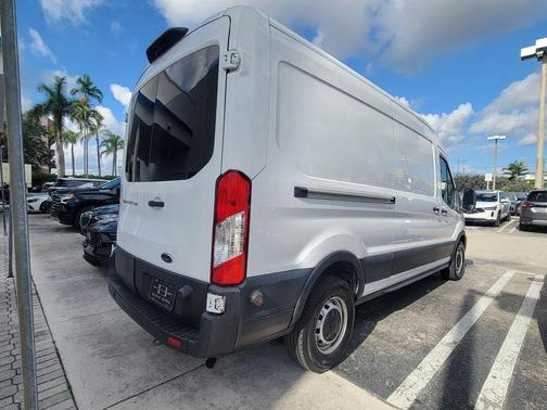 Oxford White 2020 Ford Transit-250 Base