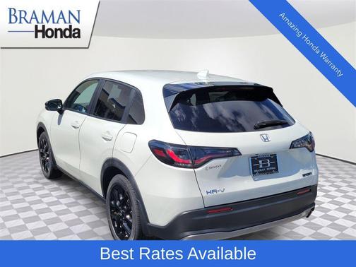 Platinum White Pearl 2024 Honda HR-V Sport