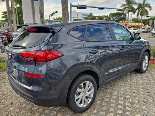 2019 Hyundai TUCSON SE