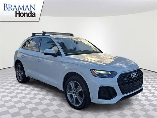 2025 Audi Q5 45 S line quattro Premium