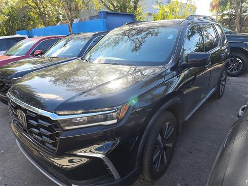 2023 Honda Pilot Touring