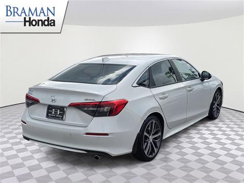 2022 Honda Civic Touring