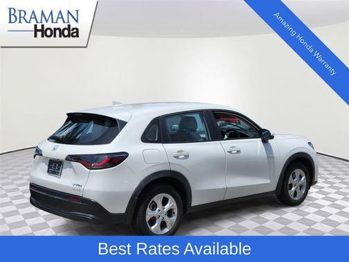 Platinum White Pearl 2024 Honda HR-V LX