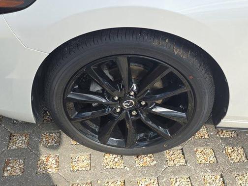 2019 Mazda Mazda3 FWD w/Premium Package