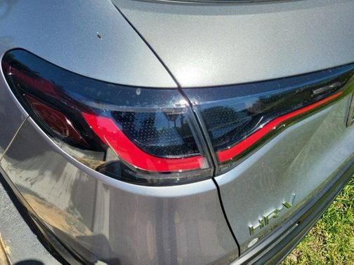 Lunar Silver Metallic 2024 Honda HR-V LX