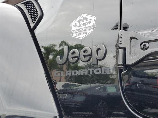 2021 Jeep Gladiator Sport