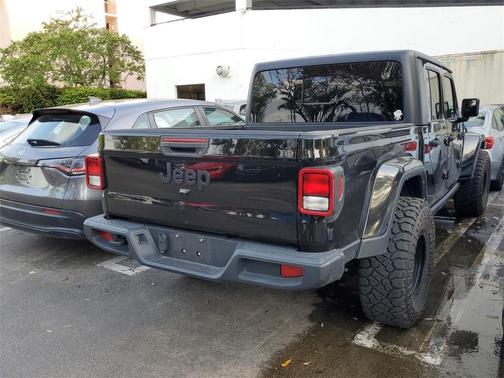 2021 Jeep Gladiator Sport