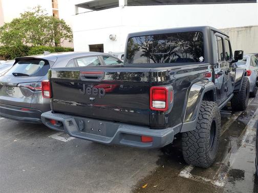 2021 Jeep Gladiator Sport