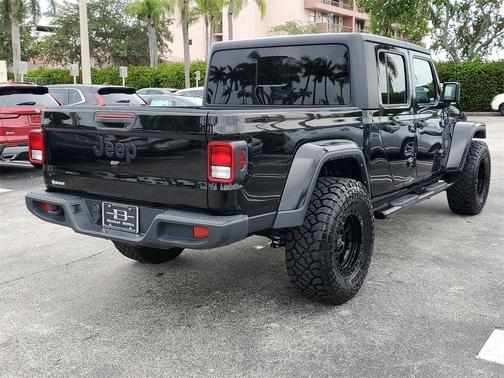 2021 Jeep Gladiator Sport