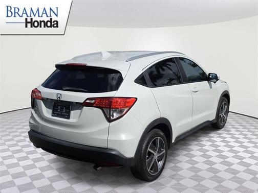 Platinum White Pearl 2022 Honda HR-V EX