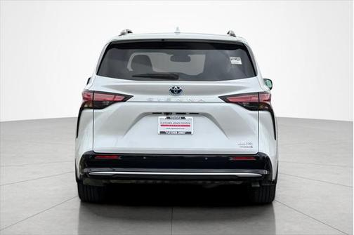 2023 Toyota Sienna Limited 7-Passenger