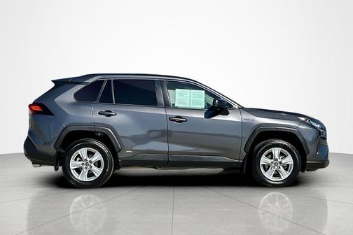 2021 Toyota RAV4 Hybrid LE