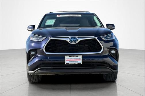 2022 Toyota Highlander Hybrid LE