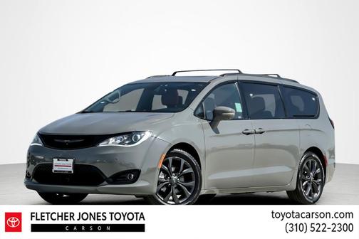 2020 Chrysler Pacifica Red S Edition