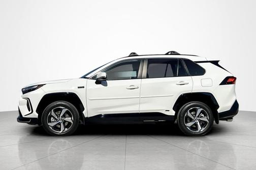 2023 Toyota RAV4 Prime SE