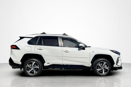 2023 Toyota RAV4 Prime SE