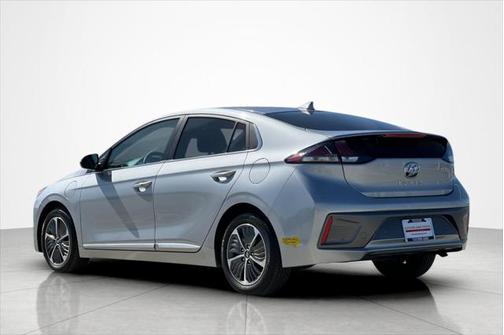 2022 Hyundai IONIQ Plug-In Hybrid Limited