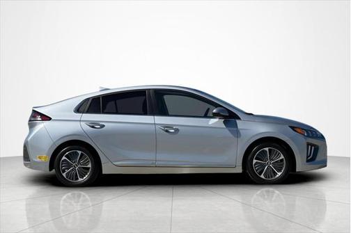 2022 Hyundai IONIQ Plug-In Hybrid Limited