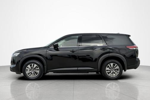 2025 Nissan Pathfinder S FWD