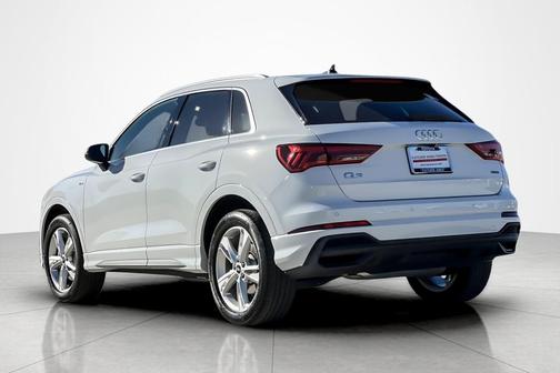 2023 Audi Q3 Premium 45 TFSI S line quattro Tiptronic