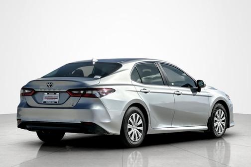 2024 Toyota Camry Hybrid LE