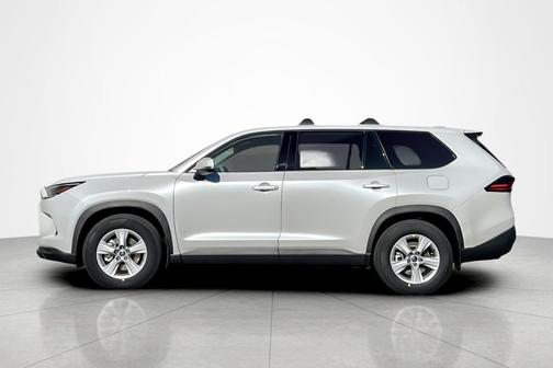 2026 Toyota Highlander LE