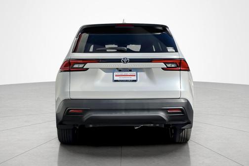 2026 Toyota Highlander LE