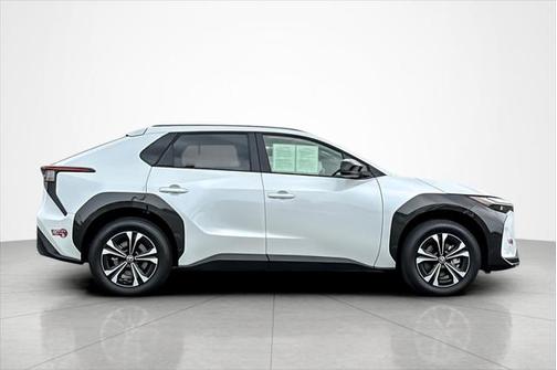 2023 Toyota bZ4X XLE