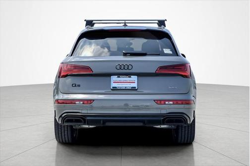 2024 Audi Q5 45 S line Premium Plus