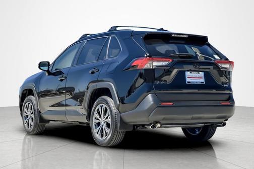 2025 Toyota RAV4 Hybrid XLE Premium