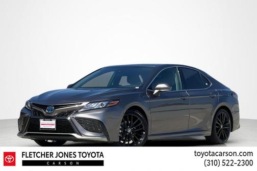 2024 Toyota Camry Hybrid SE