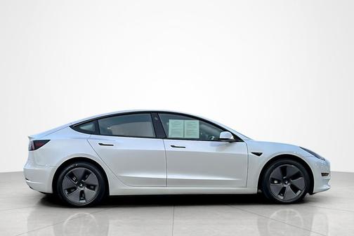 2023 Tesla Model 3 Standard Range