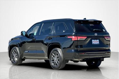 2023 Toyota Sequoia Platinum