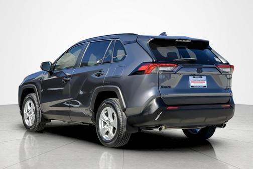 2020 Toyota RAV4 Hybrid LE