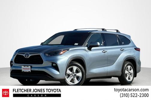 2022 Toyota Highlander LE