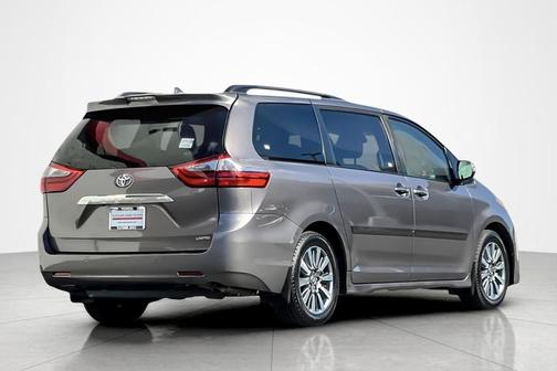 2020 Toyota Sienna Limited