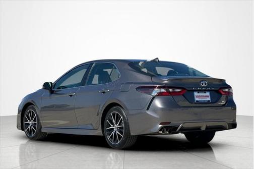 2024 Toyota Camry Hybrid SE