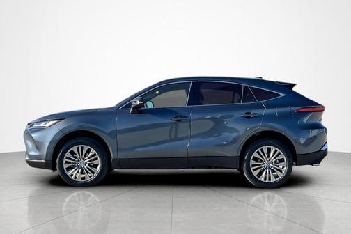 2022 Toyota Venza XLE