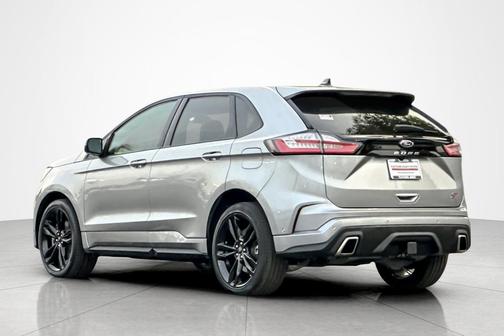2021 Ford Edge ST