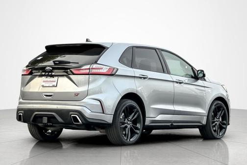 2021 Ford Edge ST