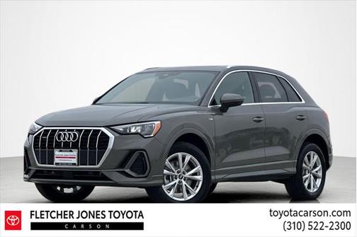 2022 Audi Q3 45 S line Premium