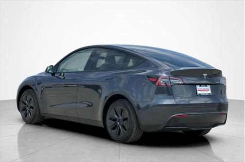 2024 Tesla Model Y Long Range Dual Motor All-Wheel Drive