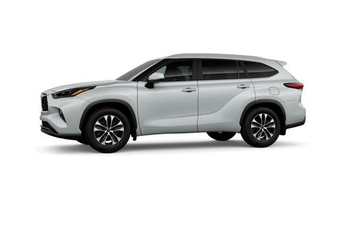 2026 Toyota Highlander XLE
