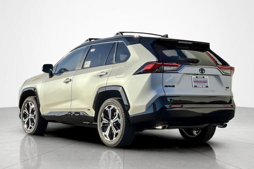 2025 Toyota RAV4 Hybrid SE