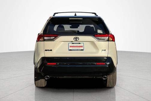 2025 Toyota RAV4 Hybrid SE