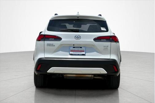 2024 Toyota Corolla Cross XLE