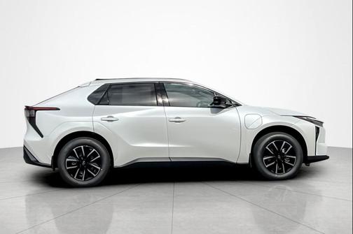 2026 Toyota bZ XLE FWD PLUS