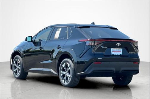 2025 Toyota bZ4X XLE