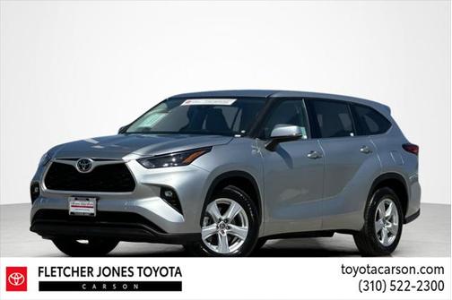 2022 Toyota Highlander LE