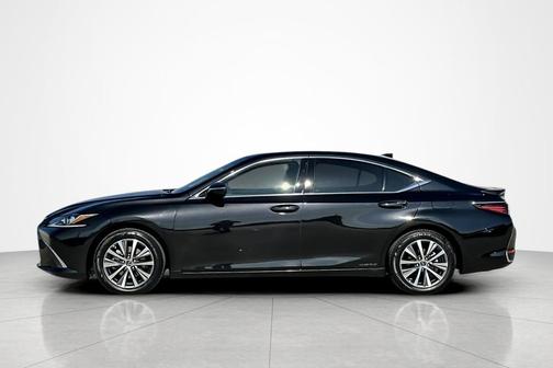 2021 Lexus ES 300h Base